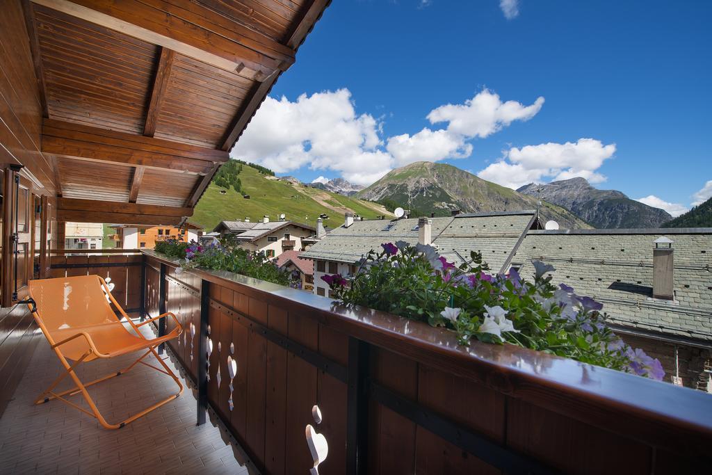 Hotel Krone Livigno Exteriör bild