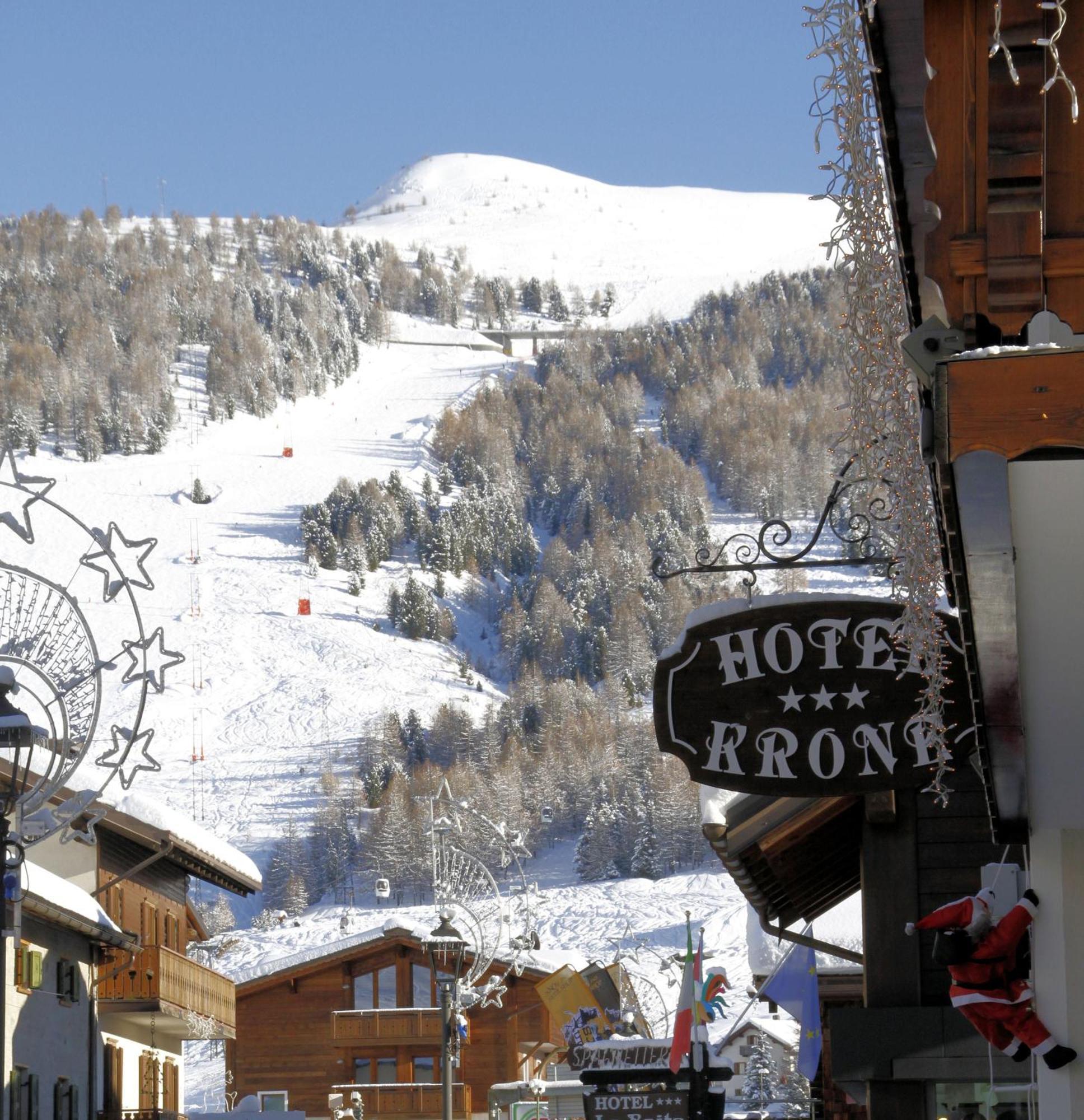 Hotel Krone Livigno Exteriör bild